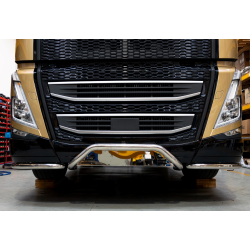KV206-1 KIT 3 PEZZI SOTTOPARAURTO CON SPOILERINO VOLVO FH4/5